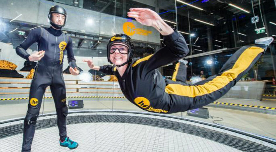 As loyal OPUF fans are accustomed to, the event will be accompanied by a high-quality menu, which will of course also be offered as a meat-free option. This will be accompanied by first-class drinks so that we can toast an eventful day with you. If you have not yet registered, you have until 5 May to do so. The evening event can be booked in addition to single-day tickets and is, of course, included in the all-inclusive ticket. So let’s get going – we look forward to taking off with you!  Abendevent zum 16. OpenPromos Anwenderforum