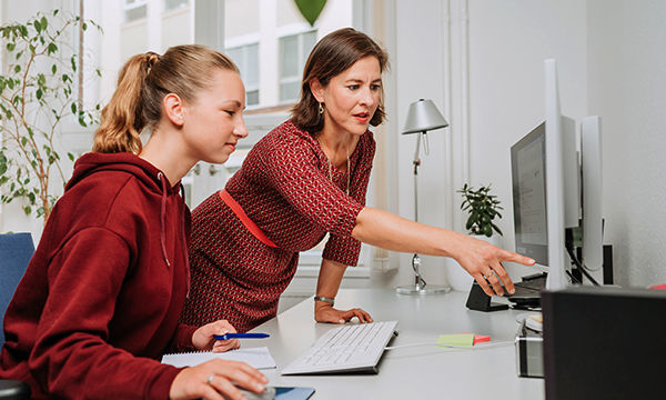 Trainees Ausbildung, Praktikum und Ferienjobs für Schüler bei PROMOS consult