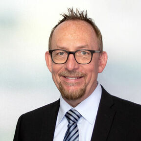 Quote: As Ralf Schröter, Expert Consultant and project manager on the PROMOS side, puts it: “Converting to digital solutions goes far beyond simply increasing efficiency. The focus on seamless communication with tenants and service providers is reflected in the high satisfaction among users. The continuously progressing integration of systems allows employees to work flexibly and efficiently. Ultimately, the linking of technology and tradition shows that digital innovations do not have to replace human contact. In an era of change and technological process, it is more important than ever to have a strong partner to rely on. Extensive experience in SAP ® consulting and implementation in the real-estate sector can provide valuable insights and support when it comes to finding individual paths towards digitalisation. After all, it’s not just about moving with the times. We also want to preserve the principles and values of our company in a new era of real estate management.” Ralf Schröter