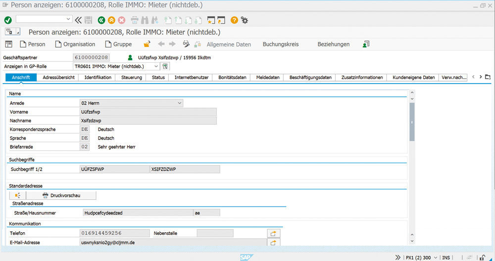 Figure 1: Both the first and last name and all other personal data are pseudonymised. In the process, for example, the e-mail address and phone number retain their form. Pseudonymisierung von personenbezogenen Daten in Testsystemen mit dem PROMOS Lösungspaket zum Datenschutz in SAP