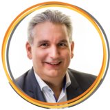 Michael Steinberg Michael Steinberg ist Geschäftsführer der IAB Communications GmbH und Experte in den Bereichen des ECM-/IT-/Customer Communications-Umfeldes. Stationen als COO/CSO sind u.a. der Bertelsmann-Konzern mit den Dienstleistungstöchtern arvato, MohnMedia sowie die BePrinters Gruppe und die ehemalige PostNL-Tochter Postcon. Darüber hinaus hält er als Gastdozent Vorlesungen zum Thema Digitale Transformation an der HTW, Berlin. Michael Steinberg