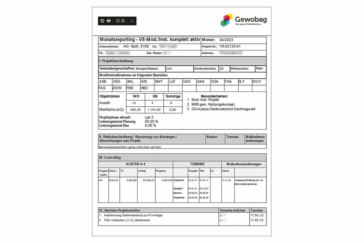 Figure 2: Now anyone with the correct authorisation can generate the monthly reports for the Management Board and Supervisory Board directly from within SAP ® as a PDF. Das Monatsreporting für Vorstand und Aufsichtsrat automatisch als PDF aus dem SAP generiert