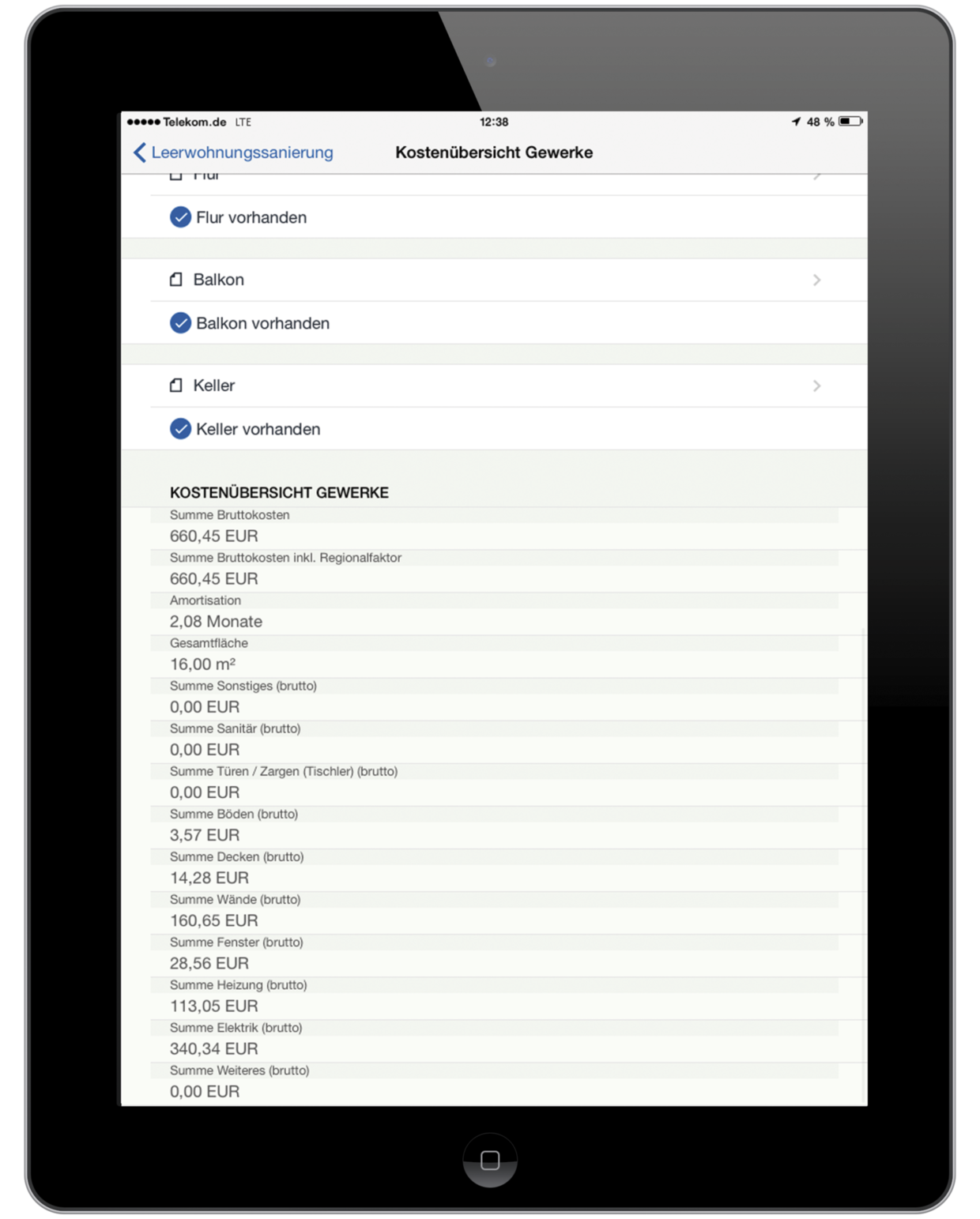 Figure 1: Overviews of total costs, amortisation periods or VAT calculation are available in the app. Übersichten über die Gesamtkosten, Amortisationszeiten oder auch die Mehrwertsteuerberechnung in der easysquare Leerwohnungssanierung