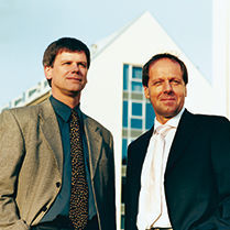 CEO Bodo Strototte (left) and Georg Fehlauer – head of division „The industry solution for the management of municipal properties and real estate, PROMOS.CITY, was implemented in very short time, thanks to clear assignment of responsibilities and well-structured task descriptions in cooperation with PROMOS.” Strototte / Fehlauer