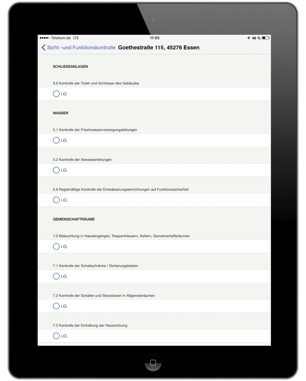 Figure 2: Digital form for a visual and functional inspection at Vonovia. Digitales Formular einer Sicht- und Funktionskontrolle bei der Vonovia in der easysquare mobile App